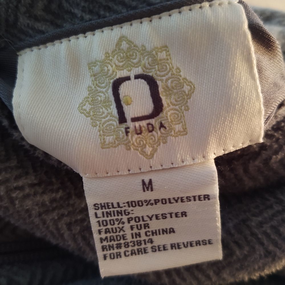 Eucfuda Gray Reversible Chevron Pattern Faux Fur … - image 7